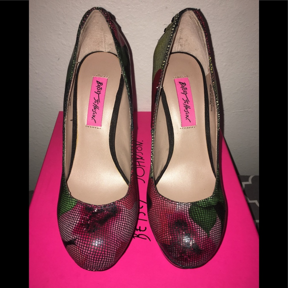 Betsey Johnson rose flower print heels